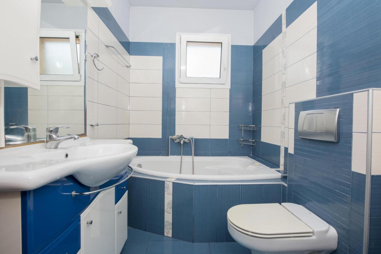 Geka'S Apartment Skala Rachoni  Ngoại thất bức ảnh