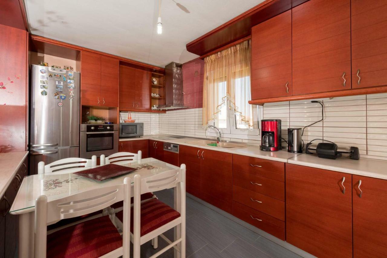 Geka'S Apartment Skala Rachoni  Ngoại thất bức ảnh