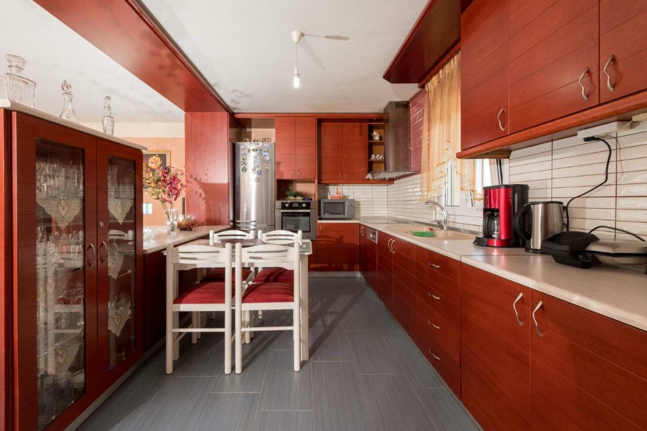 Geka'S Apartment Skala Rachoni  Ngoại thất bức ảnh